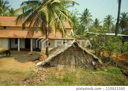 Dwelling in Indian province. 110923380