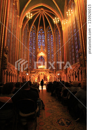 Concert at Sainte Chapelle at night, view of the altar from the nave (Paris, France) Concert at Sainte Chapelle at night, view of the altar from the nave (Paris, France) 110926015