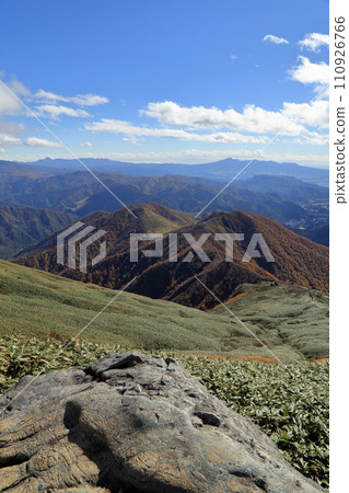 [Fixed price] Tanigawadake Autumn foliage view from Tenjin Zange 110926766