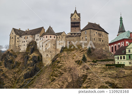 Loket Castle, a 12th-century gothic castle in the Karlovy Vary Region in Czech Republic.Loket Castle a 12th-century gothic castle in the Karlovy Vary Region in Czech Republic. 110928168