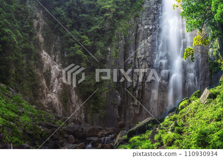 Majestic Nachi Falls of Japan. No temple 110930934