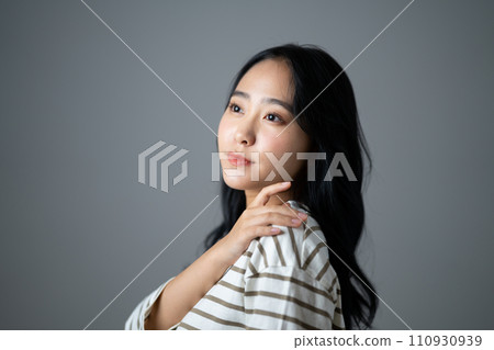 年輕的女士的肖像 110930939