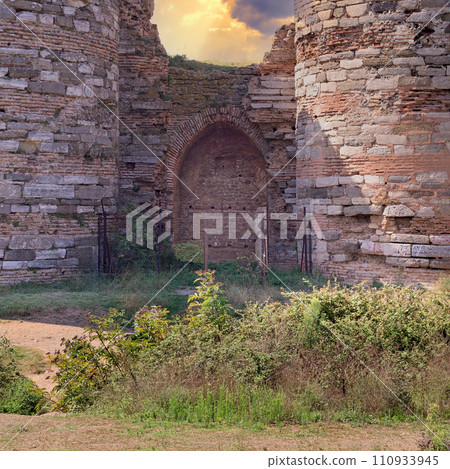 Ruins of Yoros Castle, or Yoros Kalesi, at the confluence of Bosphorus and Black Sea in Anadolu Kavagi, Istanbul, Turkey Ruins of Yoros Castle, or Yoros Kalesi, at the confluence of Bosphorus and Black Sea in Anadolu Kavagi, Istanbul, Turkey 110933945
