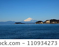 Enoshima and Mt. Fuji in winter 110934273