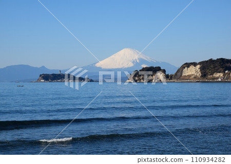 Enoshima and Mt. Fuji in winter Enoshima and Mt. Fuji in winter 110934282