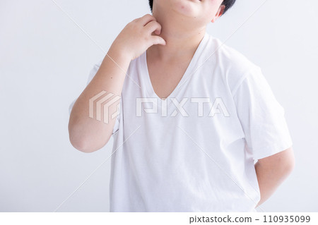 Itchy body Itchy body 110935099