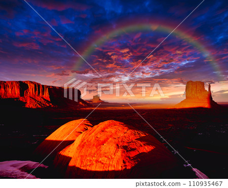 Superb view of Monument Valley 110935467