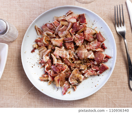 Image of pig ears 110936340