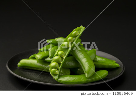 剛煮好的豌豆 剛煮好的豌豆 110936469