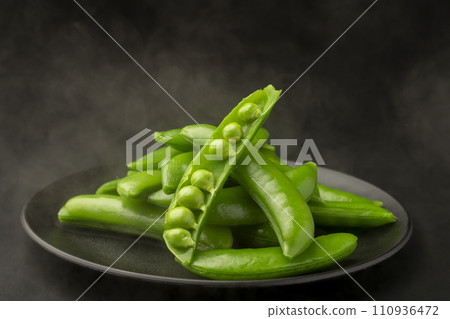 剛煮好的豌豆 110936472