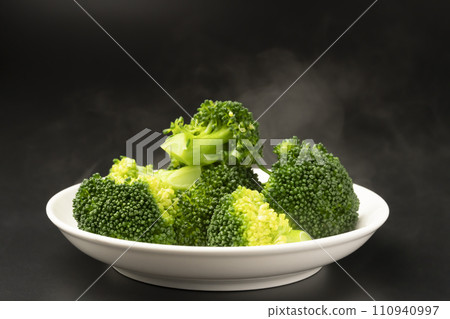 Freshly boiled broccoli Freshly boiled broccoli 110940997