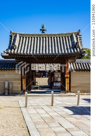 奈良縣生駒郡斑鳩町法隆寺東院四極門(重要文化財產) 奈良縣生駒郡斑鳩町法隆寺東院四極門(重要文化財產) 110941960