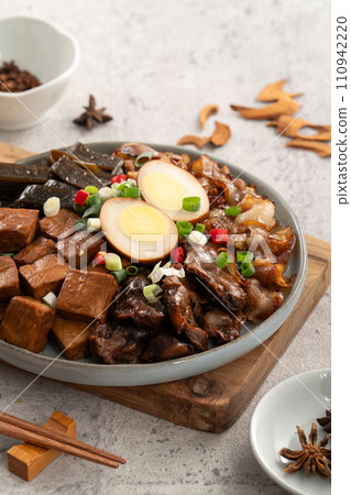 滷味 滷味拼盤 台灣小吃 美食 lu wei luwei 台湾風煮込み 110942220