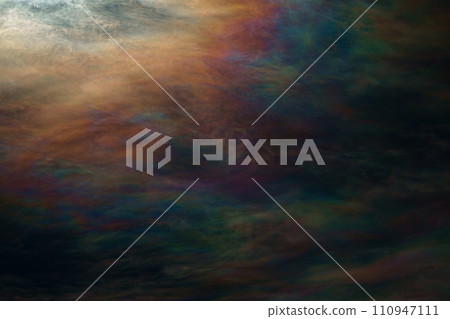Fantastic colored clouds appearing in the early summer sky / Telephoto / Sky limited / 210629AM Fantastic colored clouds appearing in the early summer sky / Telephoto / Sky limited / 210629AM 110947111