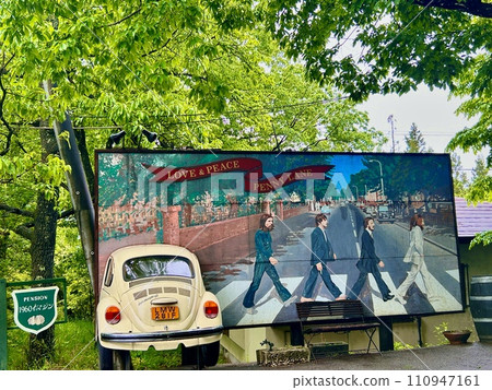 Penny Lane Nasu store Abbey Road signboard 110947161