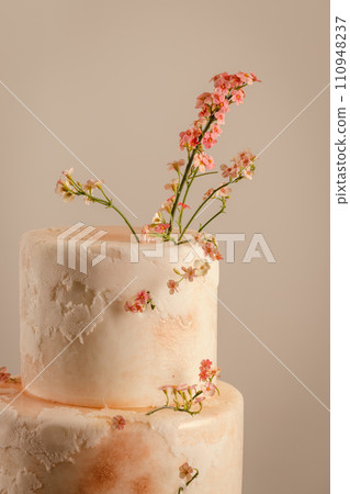 Wedding cake close up 110948237