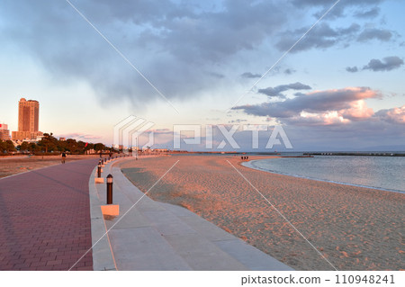 Sunset at Suma Coast, Kobe 110948241