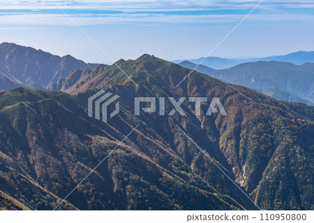 從千疊敷到空木山、熊澤山的中央阿爾卑斯山登山 110950800