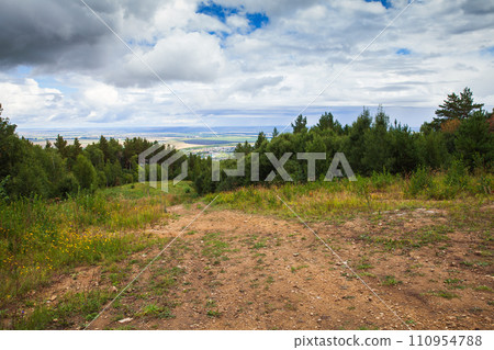 Belokurikha. Mount Tserkovka on a summer day 110954788