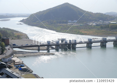 Kiso River seen from the castle (Inuyama Castle, Kiso River, Inuyama City, Aichi Prefecture) Kiso River seen from the castle (Inuyama Castle, Kiso River, Inuyama City, Aichi Prefecture) 110955429
