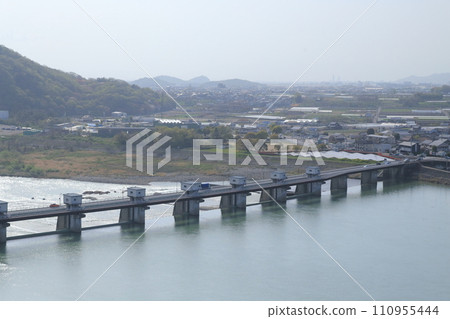 Kiso River seen from the castle (Inuyama Castle, Kiso River, Inuyama City, Aichi Prefecture) Kiso River seen from the castle (Inuyama Castle, Kiso River, Inuyama City, Aichi Prefecture) 110955444