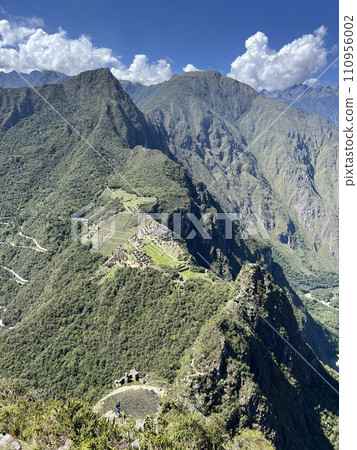 Machu Picchu ruins 110956002