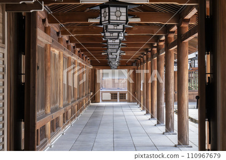 Kashihara Shrine Inner Worship Hall and Corridor 110967679