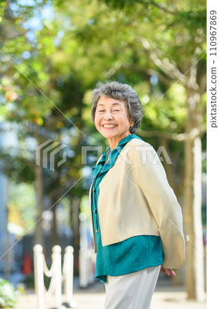 Senior female portrait outdoor Senior female portrait outdoor 110967869