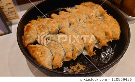 鐵鍋餃子 博多 鐵鍋餃子 博多 110969436