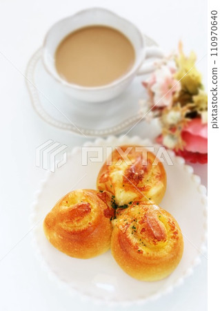 Cheese bread with lots of cheese Cheese bread with lots of cheese 110970640