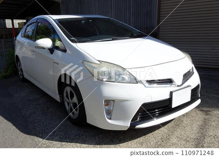 Toyota Prius 3rd generation 110971248