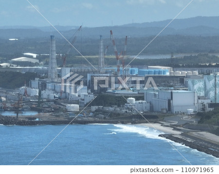 Historical memories seen from Futaba Town - Aerial view of Fukushima Daiichi Nuclear Power Plant 3 110971965