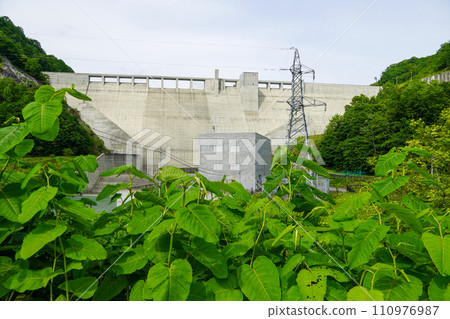 夕張樹波呂水壩/混凝土重力壩 110976987