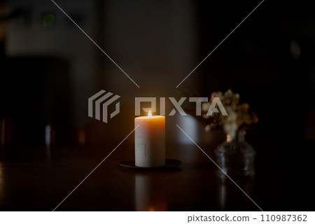 Candles to enjoy in the morning light 110987362