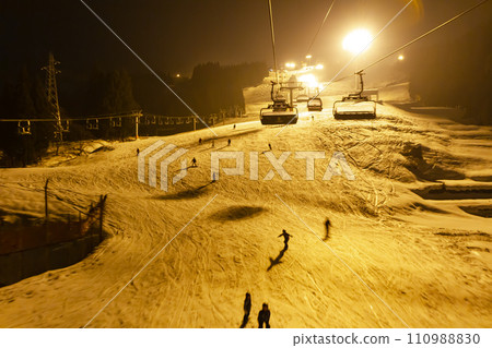 Ski resort at night [Ishiuchi Maruyama ski resort night skiing] 110988830