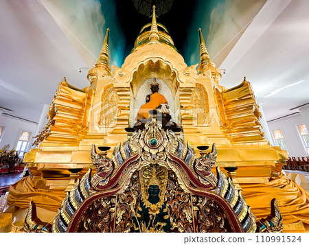 wat phra that si mueang pong temple in Chiang Mai, Thailand 110991524