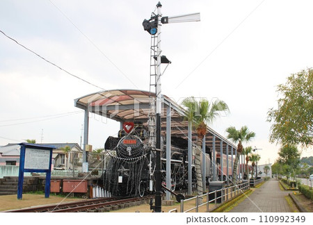 Preserved C58 and Kiha52 Nichinan Line terminal station Shibushi Station Shibushi City Kagoshima Prefecture Preserved C58 and Kiha52 Nichinan Line terminal station Shibushi Station Shibushi City Kagoshima Prefecture 110992349