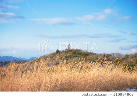 deep mountains in winter 110994902