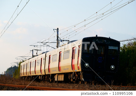 821系列運行於長洲和小野之間 110995106