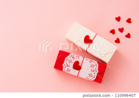 禮物和心的形象 110996407