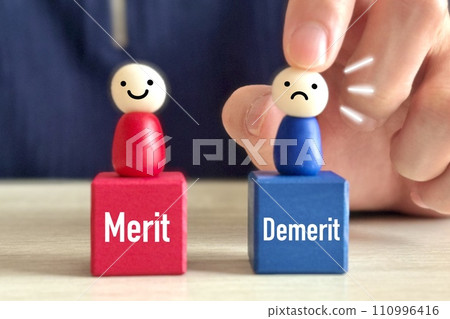 優點和缺點中選擇最差的 優點和缺點中選擇最差的 110996416