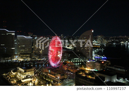 Bayside night view 110997237