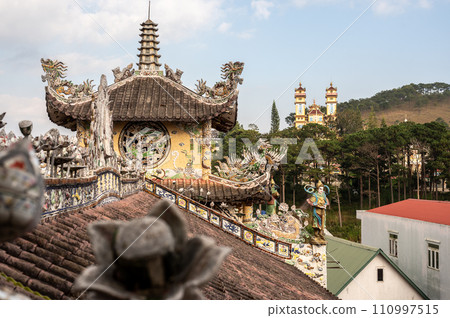 intricate details of Linh Phuoc Pagoda, Vietnamese temple. architectural elegance and cultural richness of pagoda, offering serene and spiritual atmosphere for design 110997515