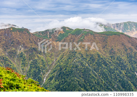 Japan's 100 Famous Mountains Sorakidake Climbing Ikeyama Ridge Route Mt. Hinoodake Japan's 100 Famous Mountains Sorakidake Climbing Ikeyama Ridge Route Mt. Hinoodake 110998335