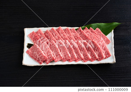 Domestic wagyu beef marbled meat for yakiniku 111000009