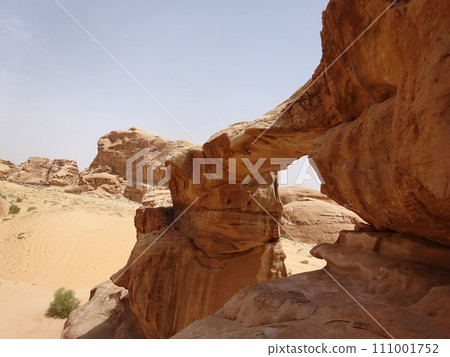 Wadi Rum Ummflus Stone Bridge, Jordan 111001752