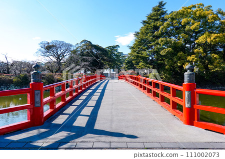 橫跨小田原城二之丸東堀的學橋（神奈川縣小田原市） 111002073