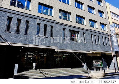 東京都千代田區神田外語學院本館 111002157