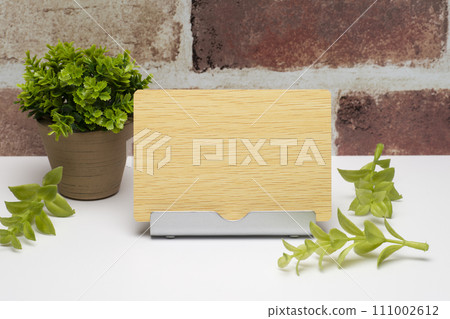 Wooden message board and brick-style wallpaper Wooden message board and brick-style wallpaper 111002612