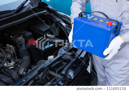 Car battery replacement work 111003158